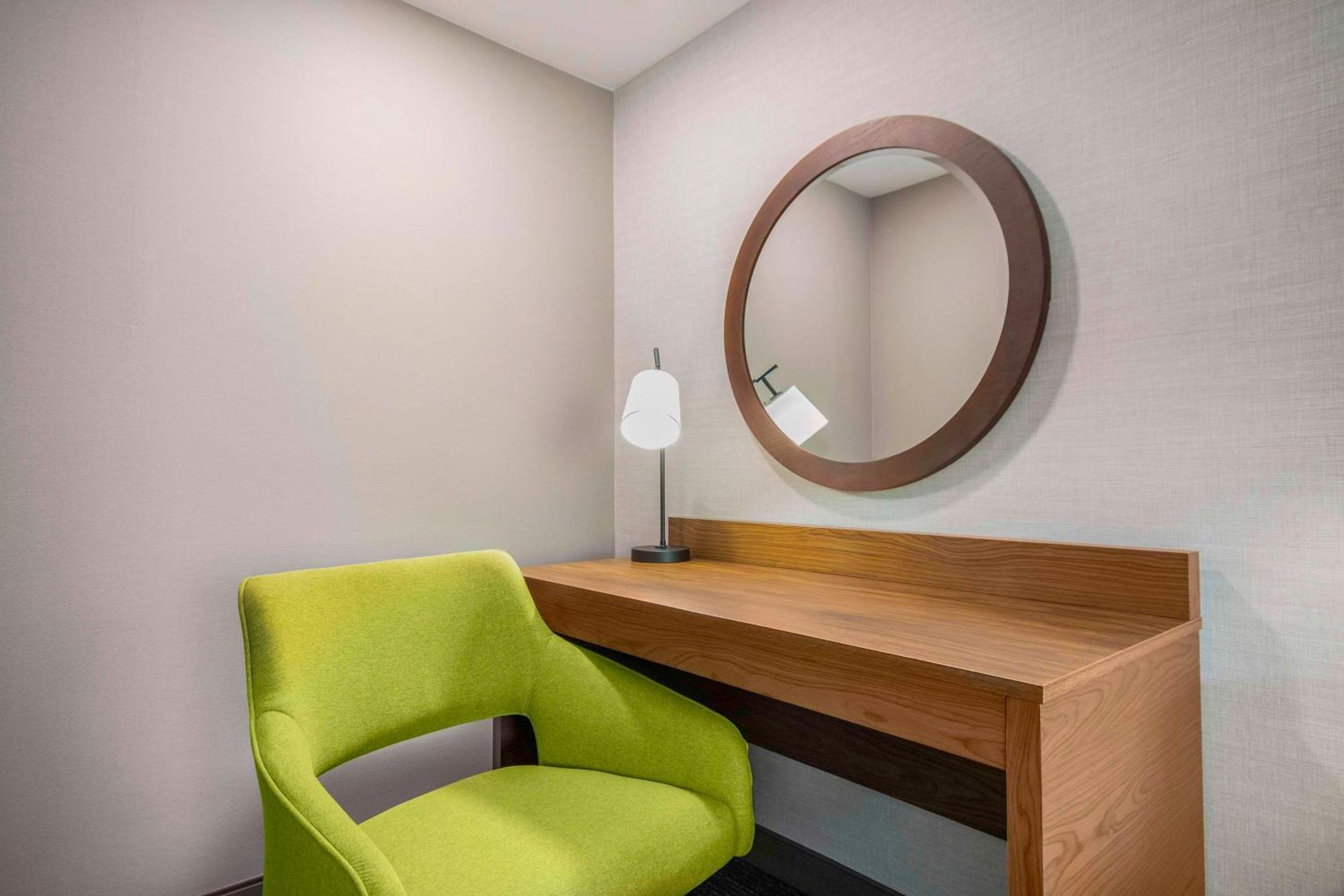 Hampton Inn East Aurora Exterior foto